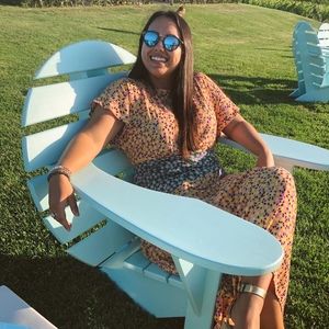 Meet your Posher, Johana e